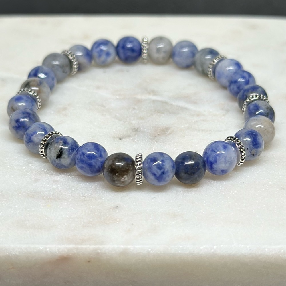 Sodalite healing crystal bracelet